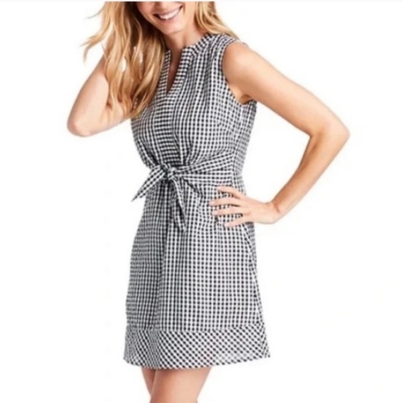 Vineyard Vines Dresses & Skirts - Vineyard VINES Sleeveless Black & White Gingham Tie-Waist Dress 16